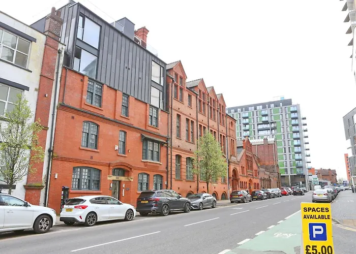Mill Conversion Flat Mins From City Bars Shops - Pass The Keys
