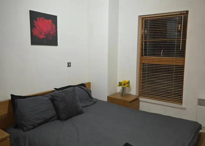 Cosy 2 Bedroom Apartment